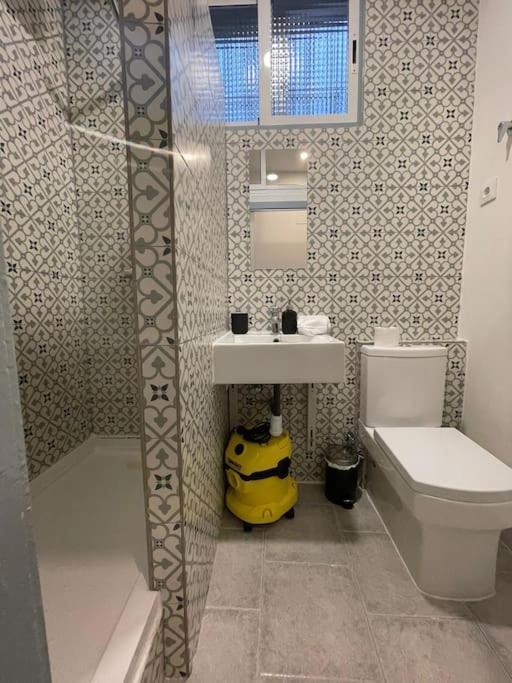 New Piso Centrico 7Pax A 2 Min Andando De Gran Via Apartment มาดริด ภายนอก รูปภาพ